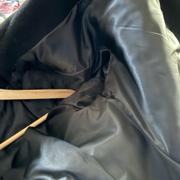 Mackintos Collections sweet pea coat - size 10P. Good used condition. - Picture 9 of 16